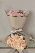 Букет из 25 гвоздик для мамы