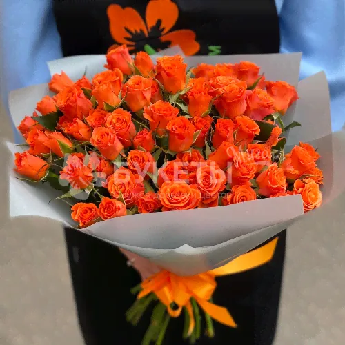 Букет из оранжевых кустовых роз - 25 роз-1