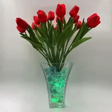 Светильник Букет LED Spring с красными тюльпанами и сине-зелёной подсветкой вазы