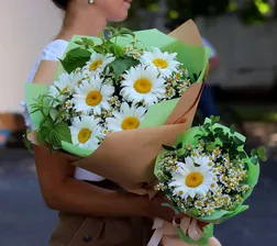 Букет для мамы и дочки