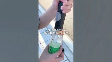 В Китае придумали зонт со встроенным вентилятором и поливом